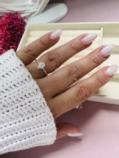 Anel Gota Zircônias Luxo Prata