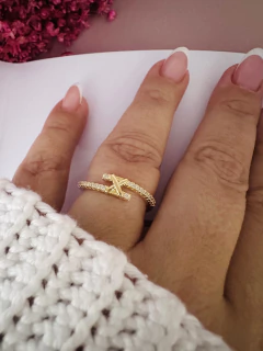Anel X Cravejado Ouro 18k