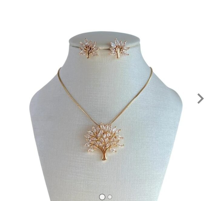 Conjunto Árvore da Vida Cravejada com Zircônias Banhado a Ouro