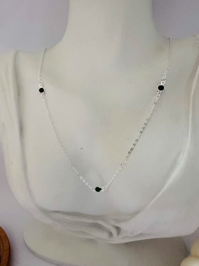 Colar Longo Gotas com Zircônias Verdes Banhado a Prata