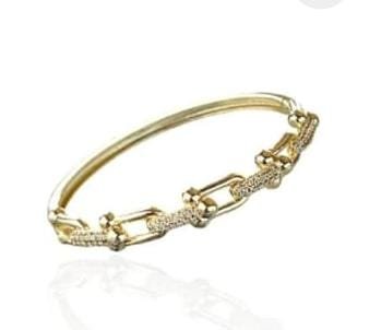 Bracelete Elos Cravejado com Zircônias | Banhado a Ouro