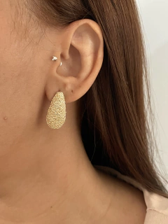 Brinco Gota Médio Trabalhado Ouro 18k