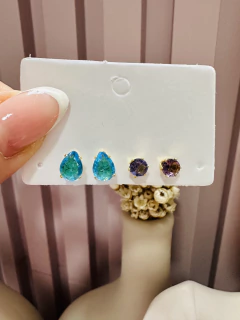 Brinco Ponto de Luz Médio Ouro 18k